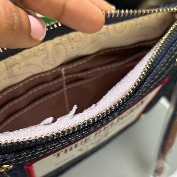 ❤️New True Religion Logo Denim Wristlet Purse - Picture 4 of 5